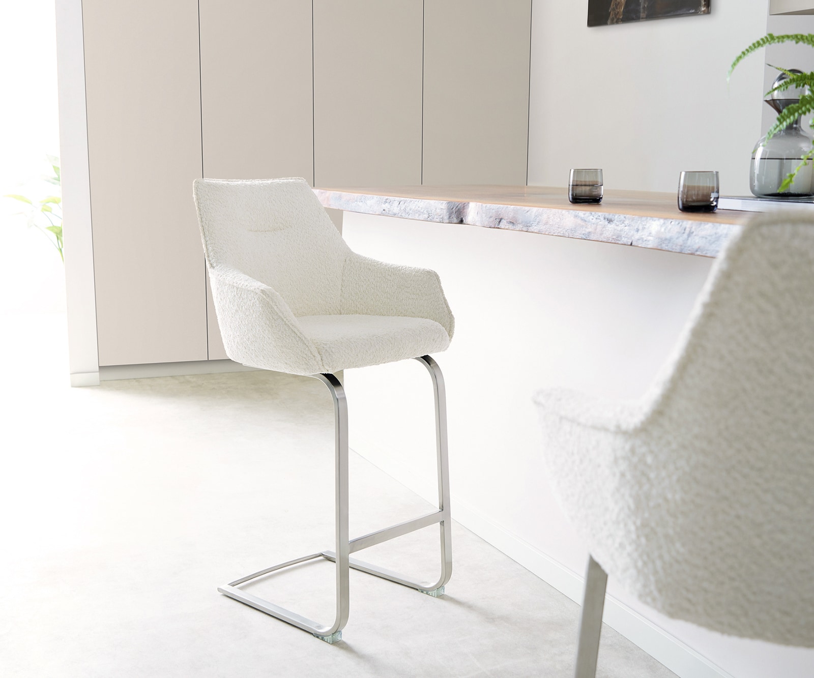 Chaise-de-bar Alja-Flex Bouclé Blanc cadre luge plat Acier inoxydable Ressorts ensachés 1