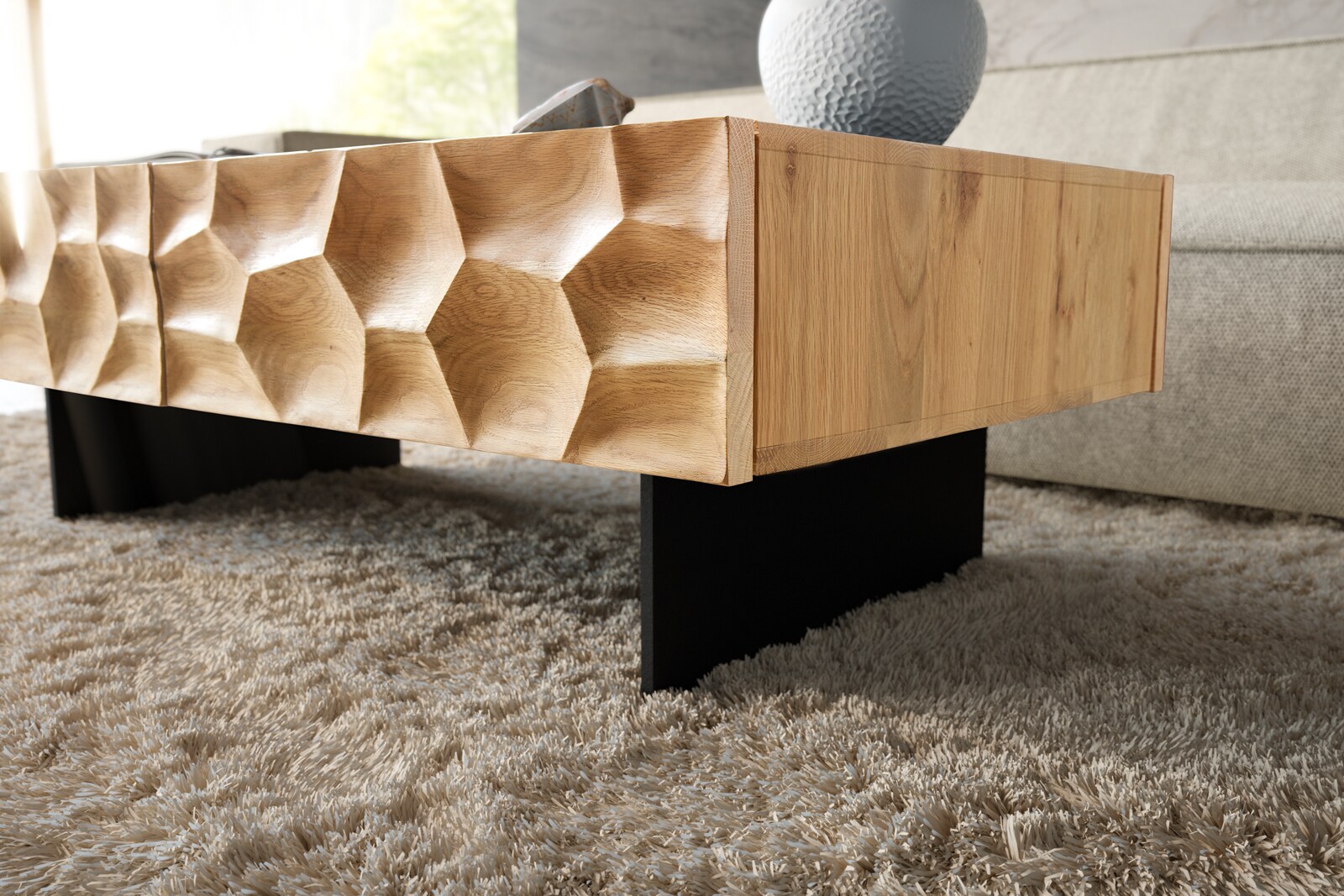 Table basse Solu 120 cm chêne naturel 4 tiroirs pied profilé métal noir face avant 3D 4