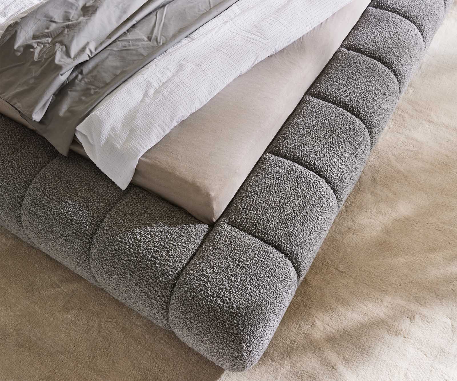 Cadre-de-lit-rembourré Cutio 140x200 cm Bouclé gris argenté 5 Cadre-de-lit-rembourré Cutio 140x200 cm Bouclé gris argenté 5