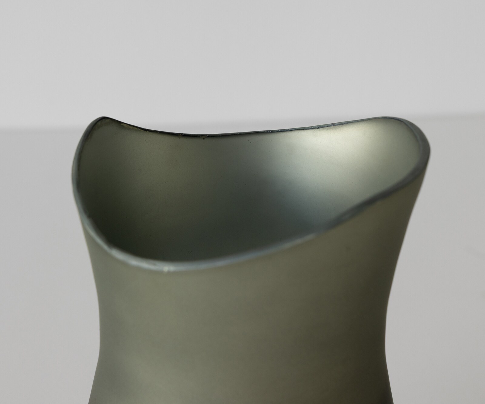 Vase Sinuo l16 x P16 x H30 cm Verre Aurora Soufflé à la bouche 5
