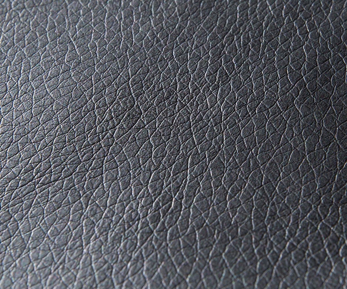 Échantillon-de-tissu similicuir noir 4 Échantillon-de-tissu similicuir noir 4