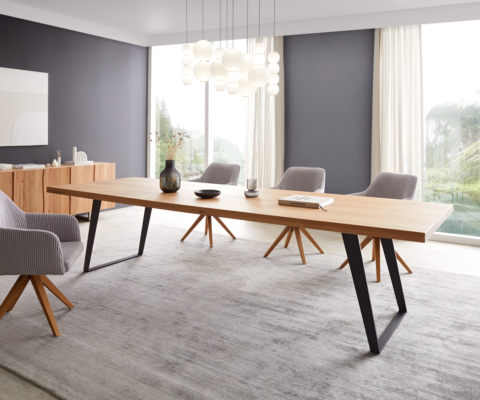 Table à manger Edge 300x100 chêne nature métal inclinée noir 2
