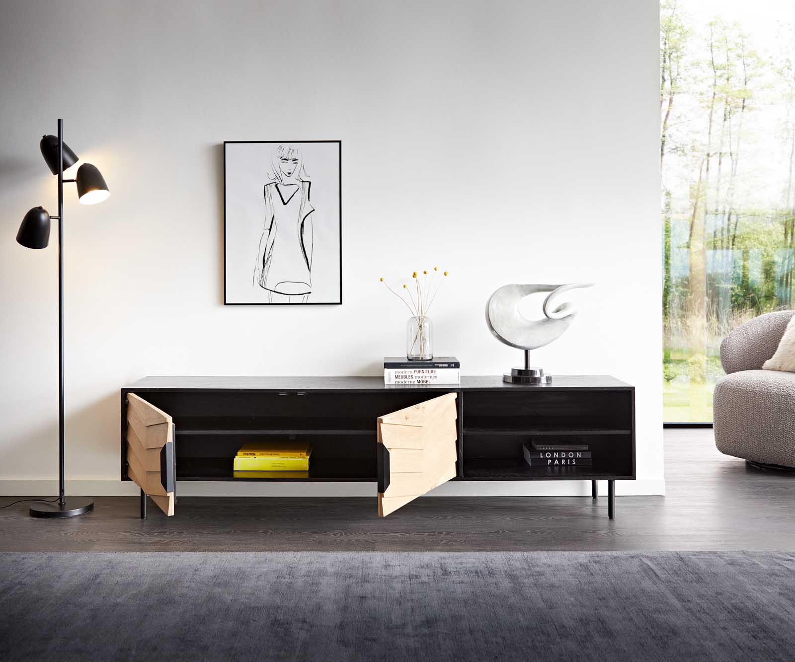 Meuble-TV Muvi 200 cm chêne naturel manguier noir métal noir 2 portes 2 compartiments 3