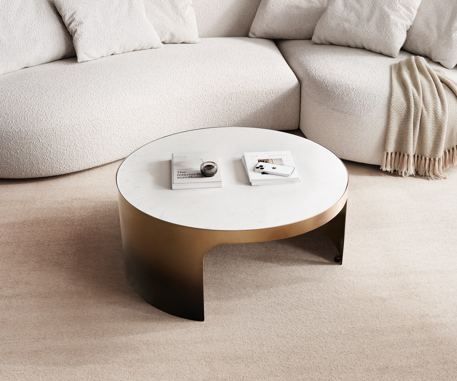 Table-basse Alerio 90 x 90 cm, marbre blanc, métal doré, effet ombré 1