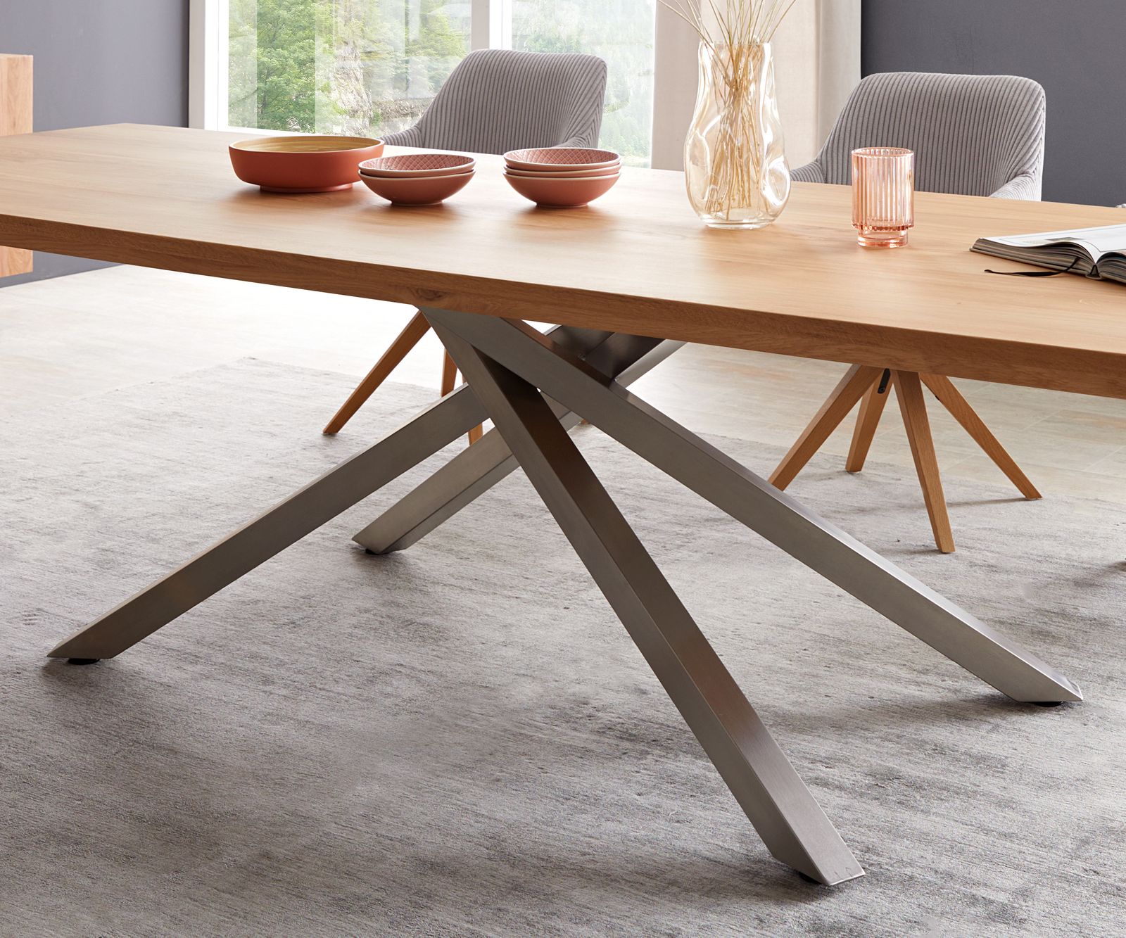 Table à manger Edge 300x100 chêne nature cadre croisé rectangle acier inoxydable 3 Table à manger Edge 300x100 chêne nature cadre croisé rectangle acier inoxydable 3