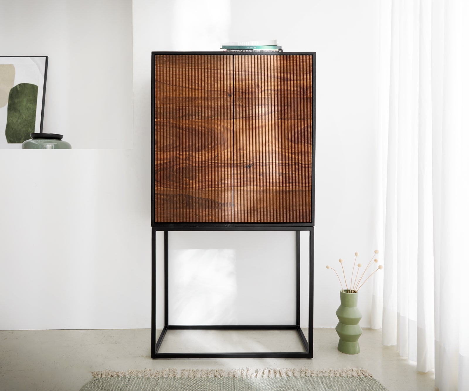 Buffet-haut Vaag 80x150 cm Sheesham Nature Manguier Noir Métal Noir 2 portes 1 Buffet-haut Vaag 80x150 cm Sheesham Nature Manguier Noir Métal Noir 2 portes 1