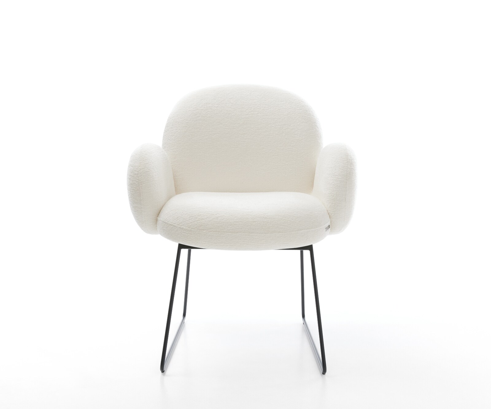 Chaise-de-salle-à-manger Nube-Flex avec accoudoirs bouclé doux beige pied trapèze noir resorts ensachés 1