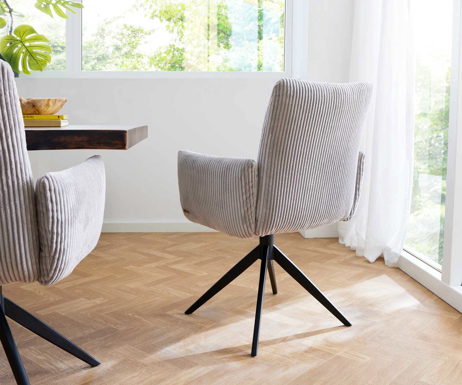 Chaise-pivotante Jova-Flex avec accoudoirs côtelé gris argenté pied croisé large noir pivotement sur 360° ressorts ensachés 4 Chaise-pivotante Jova-Flex avec accoudoirs côtelé gris argenté pied croisé large noir pivotement sur 360° ressorts ensachés 4