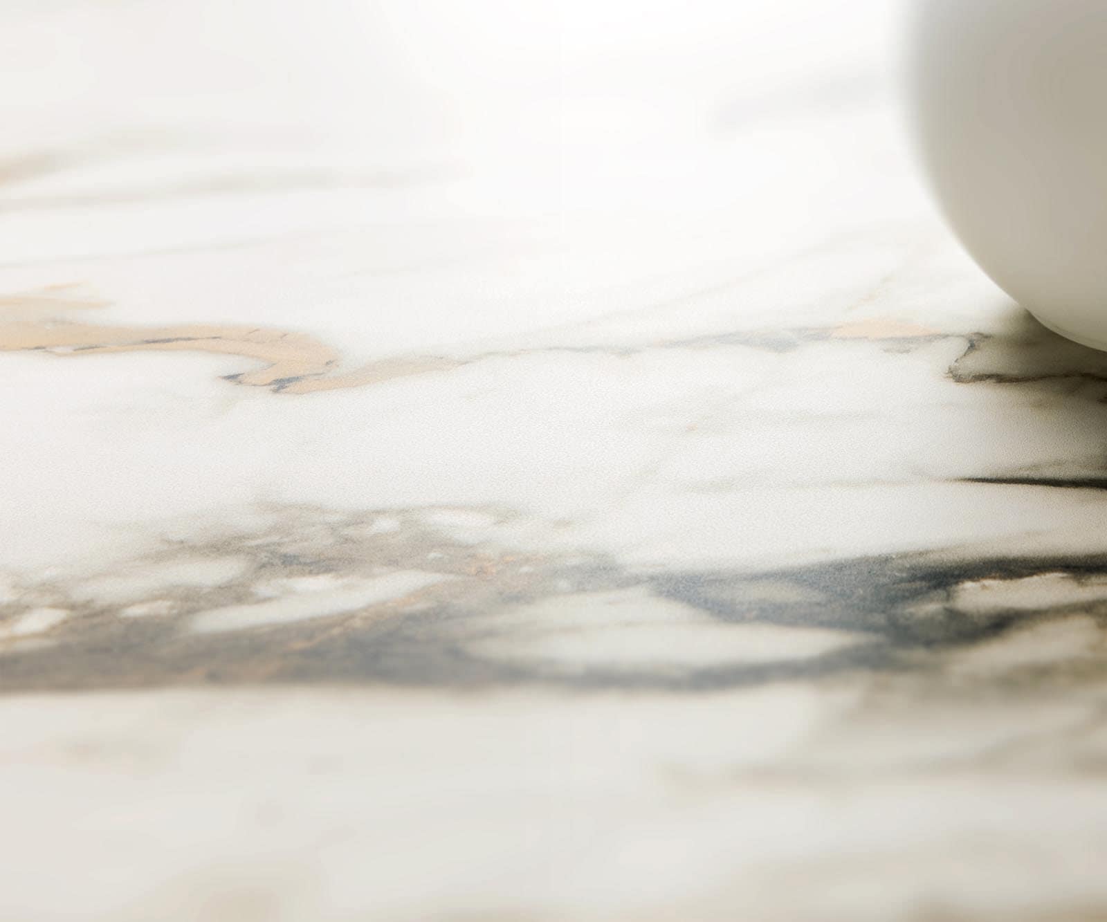 Table à manger Edge 180-220x100 céramique Calacatta Luxe blanc-doré-gris Spider acier plat noir extensible 3 Table à manger Edge 180-220x100 céramique Calacatta Luxe blanc-doré-gris Spider acier plat noir extensible 3