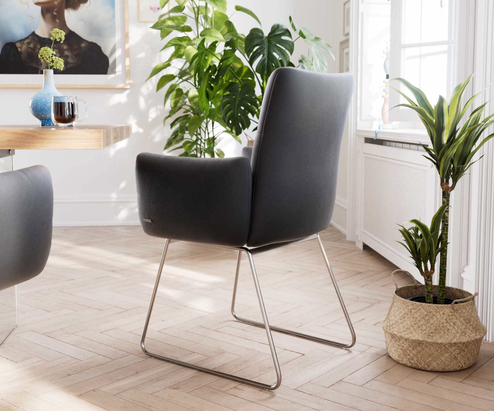 Chaise-de-salle-à-manger Jova-Flex avec accoudoirs cuir de vache noir pied trapèze acier inoxydable brossé ressorts ensachés 3 Chaise-de-salle-à-manger Jova-Flex avec accoudoirs cuir de vache noir pied trapèze acier inoxydable brossé ressorts ensachés 3