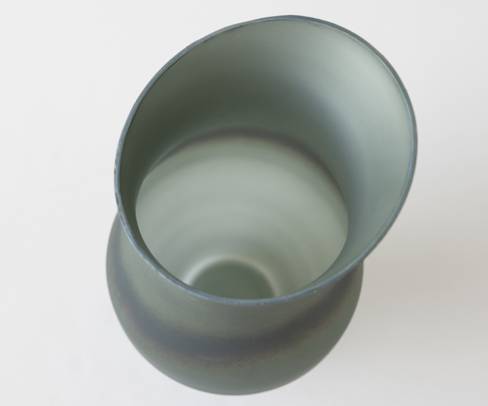 Vase Curvia l18 x P11 x H41 cm Verre Aurora Soufflé à la bouche 5