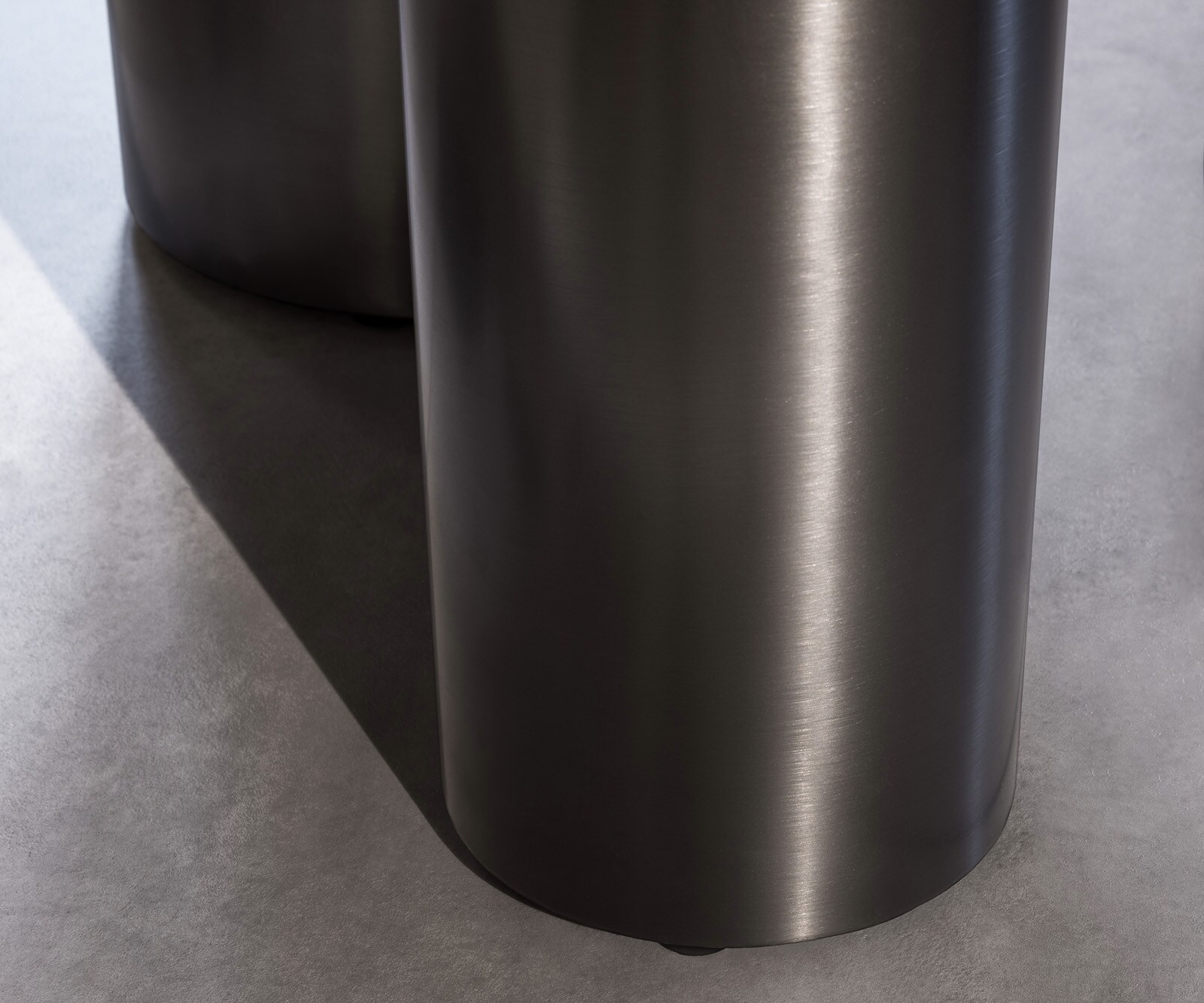 Table à manger Edge Ovale 280x130 Céramique Laminam®Emperador Extra Lucidato Marron foncé Troa Acier inoxydable Graphite 6