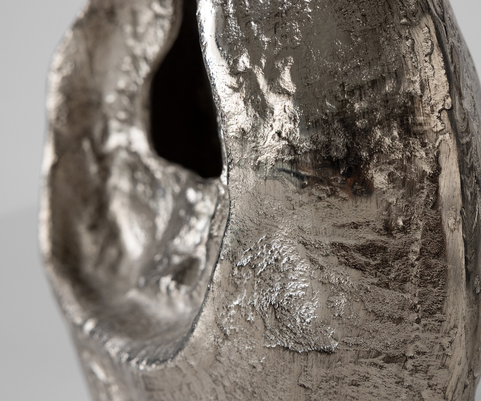Sculpture Nexora l40 x P17 x H42 cm Aluminium Platin Faite main 3