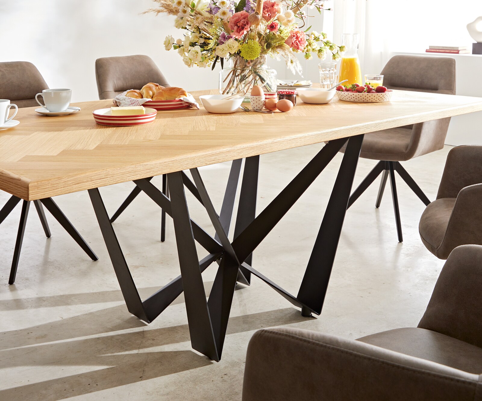 Table à manger Edge-pure 200x100 chêne nature Fishbone Spider acier plat noir 5