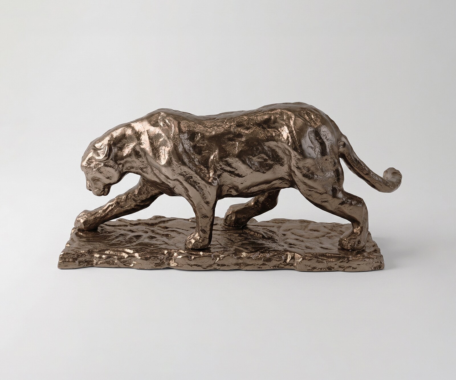 Figure Panthera