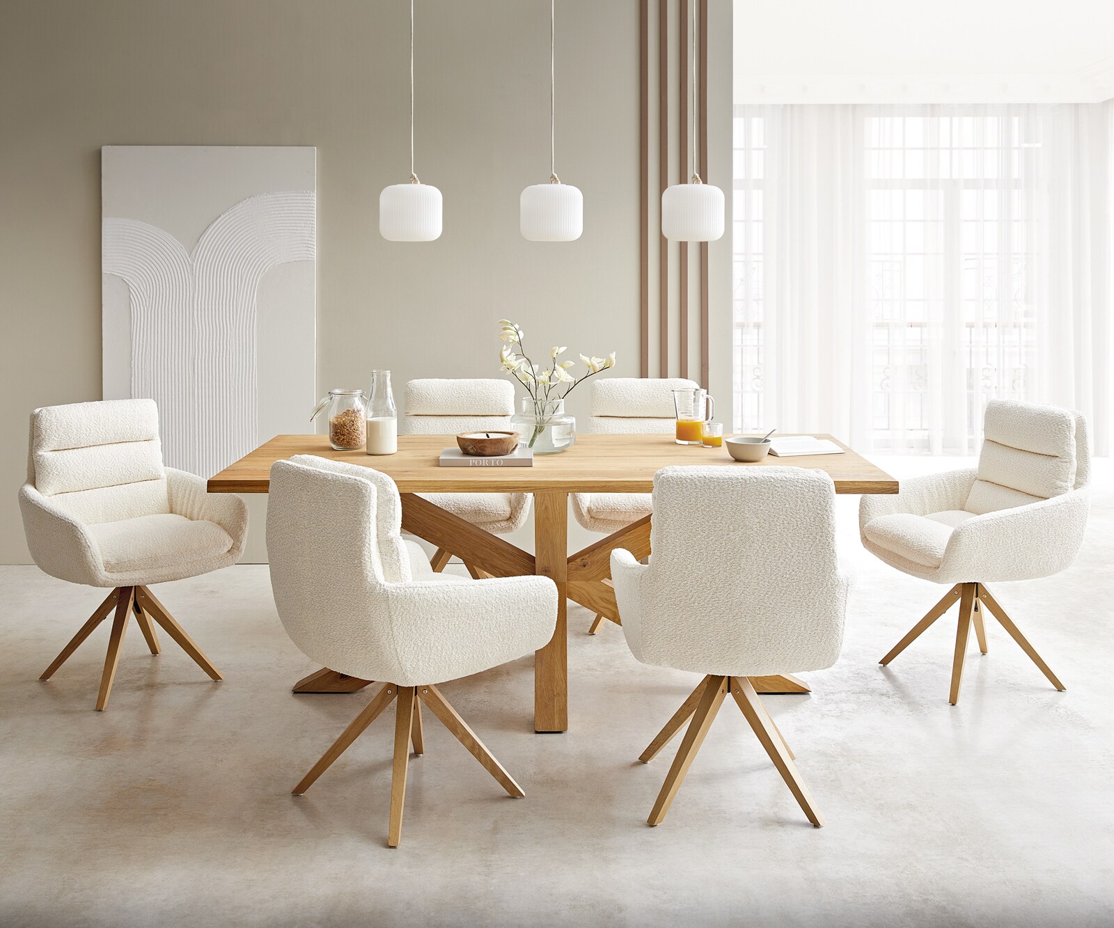 Chaise-de-salle-à-manger Abelia-Flex avec accoudoirs bouclé blanc pied en bois angulaire naturel 3 Chaise-de-salle-à-manger Abelia-Flex avec accoudoirs bouclé blanc pied en bois angulaire naturel 3