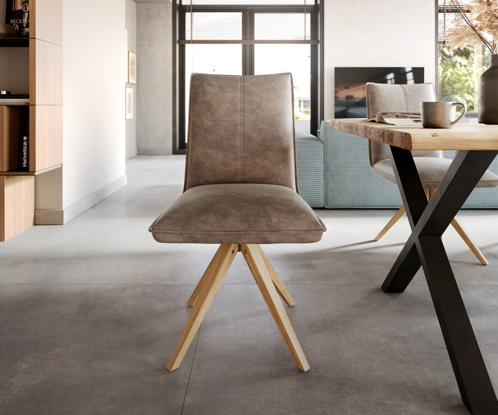 Chaise-de-salle-à-manger Lelio-Flex microvelours taupe vintage pied en bois angulaire naturel ressorts ensachés 1