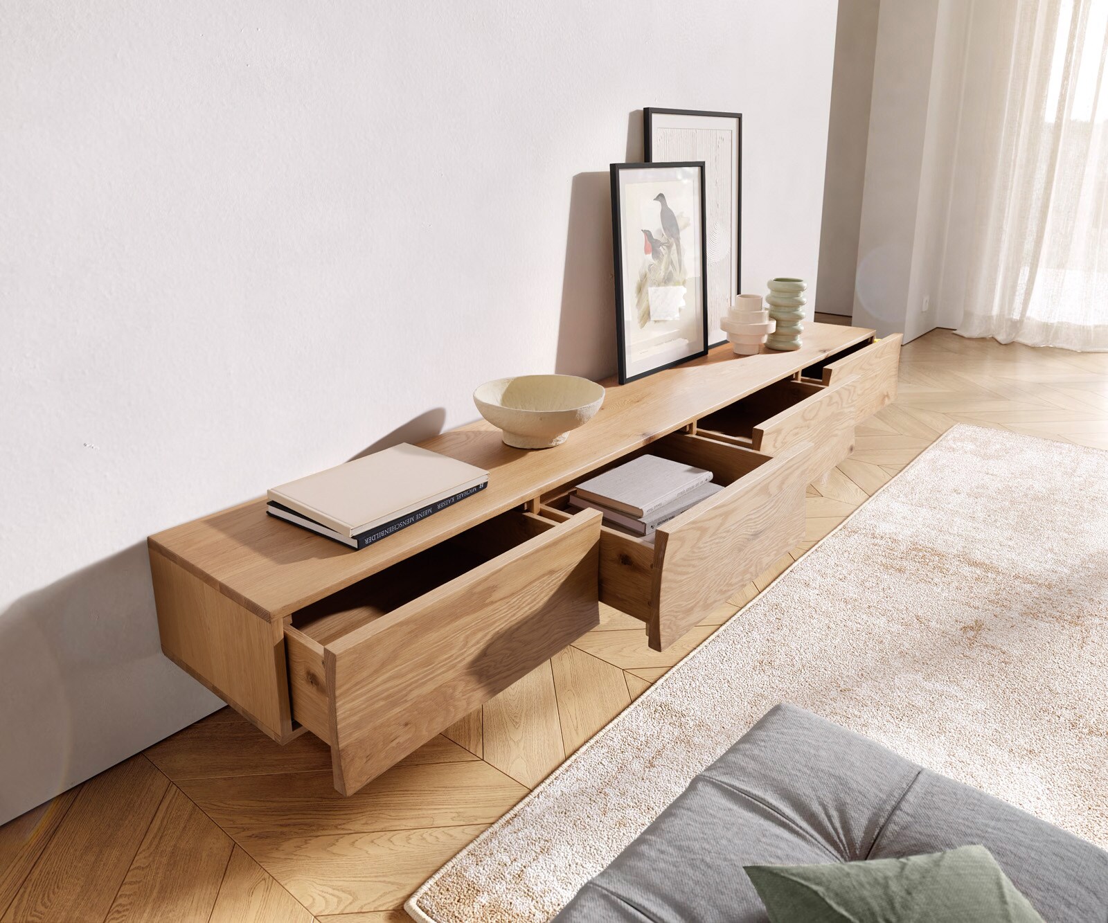 Meuble-TV Wyatt 220 cm chêne naturel 4 tiroirs pied en V inoxydable 1