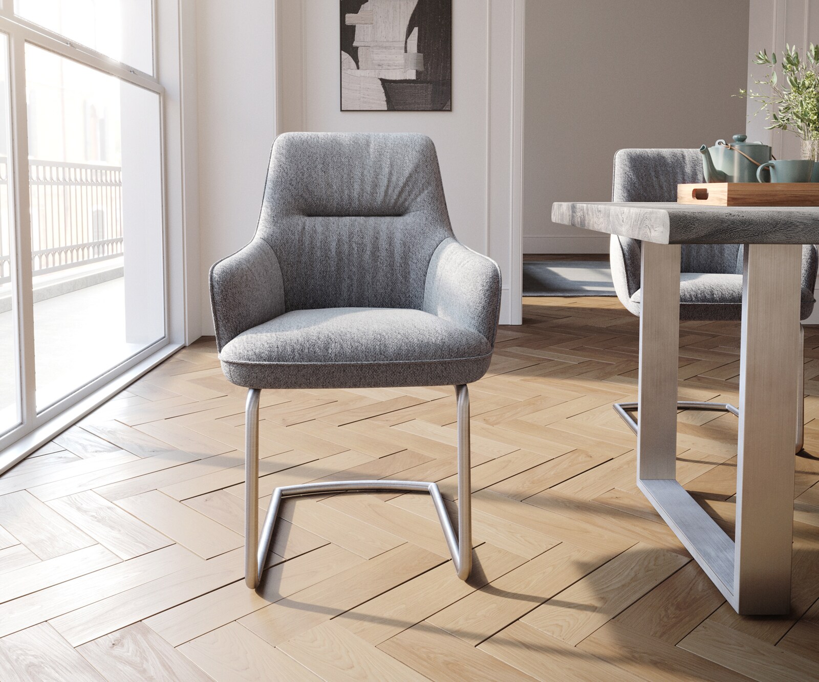 Cantilever Zelia-Flex avec accoudoirs tissu texturé gris clair pied cantilever rond acier inoxydable brossé ressorts ensachés 1 Cantilever Zelia-Flex avec accoudoirs tissu texturé gris clair pied cantilever rond acier inoxydable brossé ressorts ensachés 1