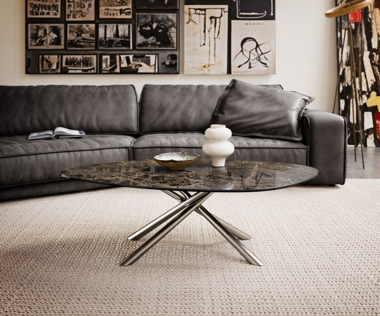 Table basse Edge Organique 140x76 cm céramique Laminam® Emperador Extra Lucidato brun foncé Sarity acier inoxydable brossé 1