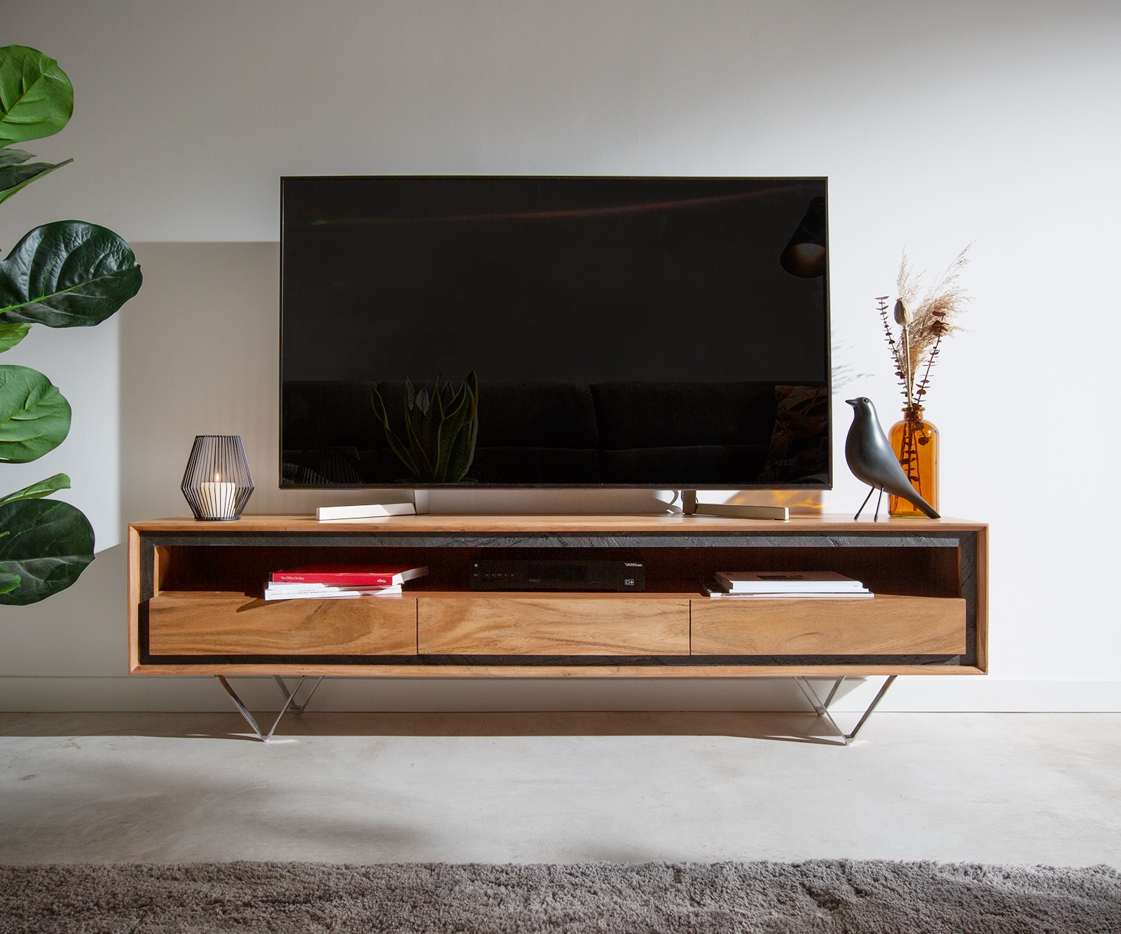 Buffet bas Stonegrace 175 cm acacia nature 1 compartiment 3 tiroirs  placage en pierre pieds en V 1 Buffet bas Stonegrace 175 cm acacia nature 1 compartiment 3 tiroirs  placage en pierre pieds en V 1