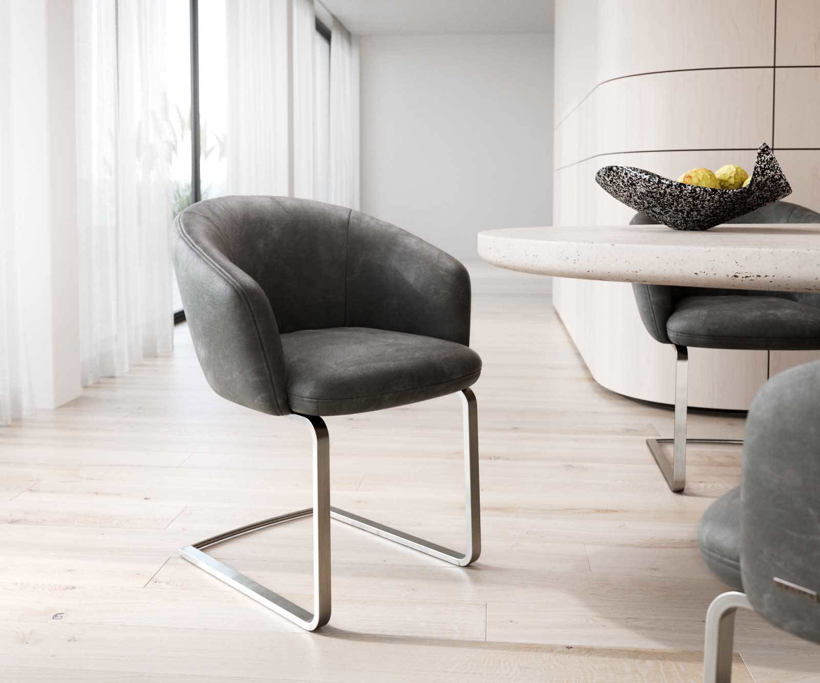 Cantilever Caja-Flex avec accoudoirs microvelours anthracite vintage pied cantilever plat acier inoxydable brossé ressorts ensachés Cantilever Caja-Flex avec accoudoirs microvelours anthracite vintage pied cantilever plat acier inoxydable brossé ressorts ensachés