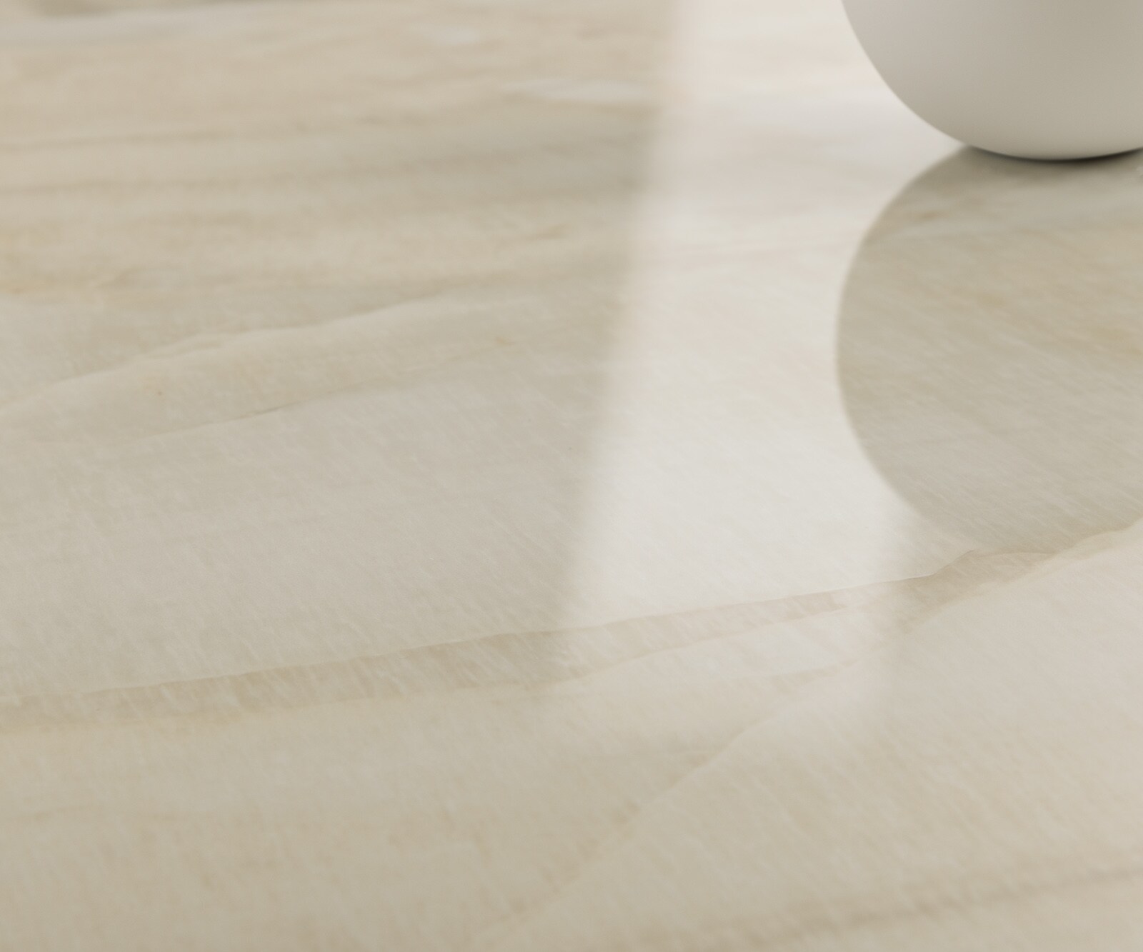 Table à manger Edge ovalee 220x120 céramique Iris FMG Onice Oro cadre en W métal effet finition titanee 5