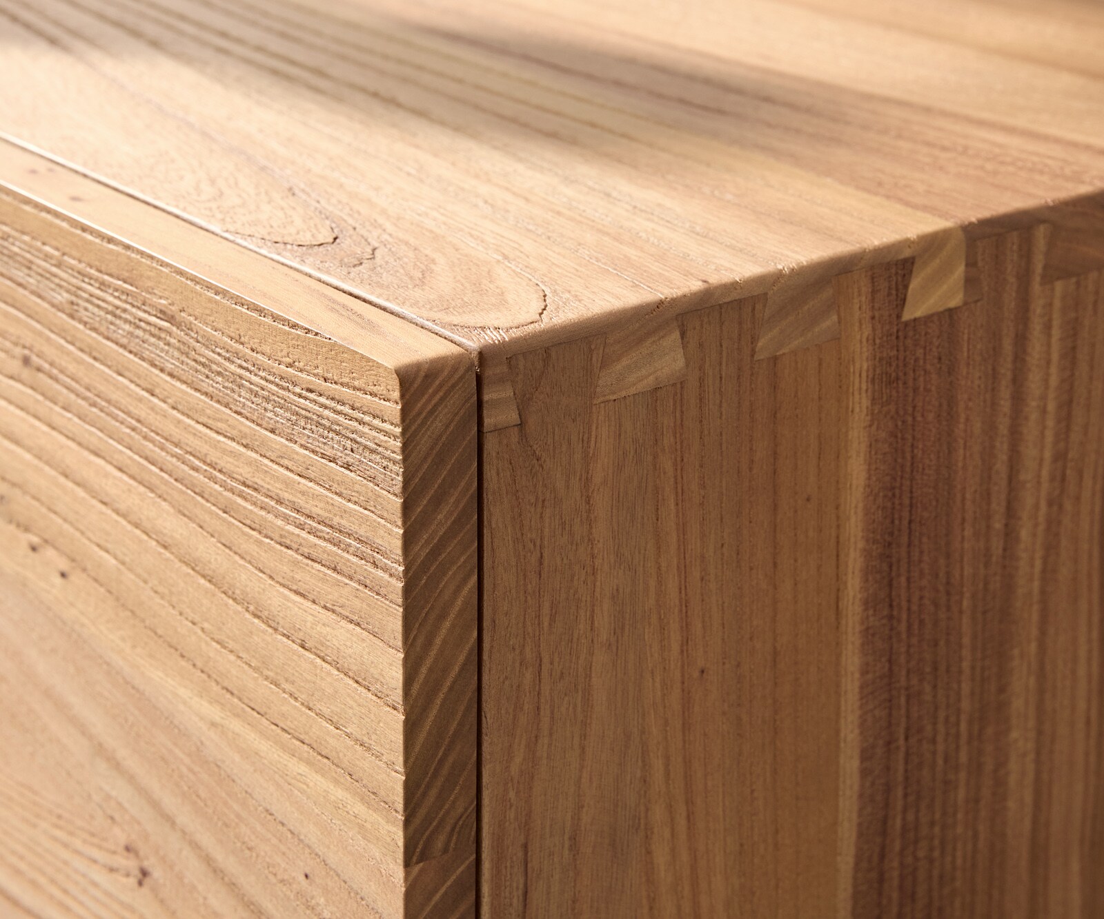 Buffet Tiamar 180 cm orme naturel 1 porte 4 tiroirs patins métal noir 4