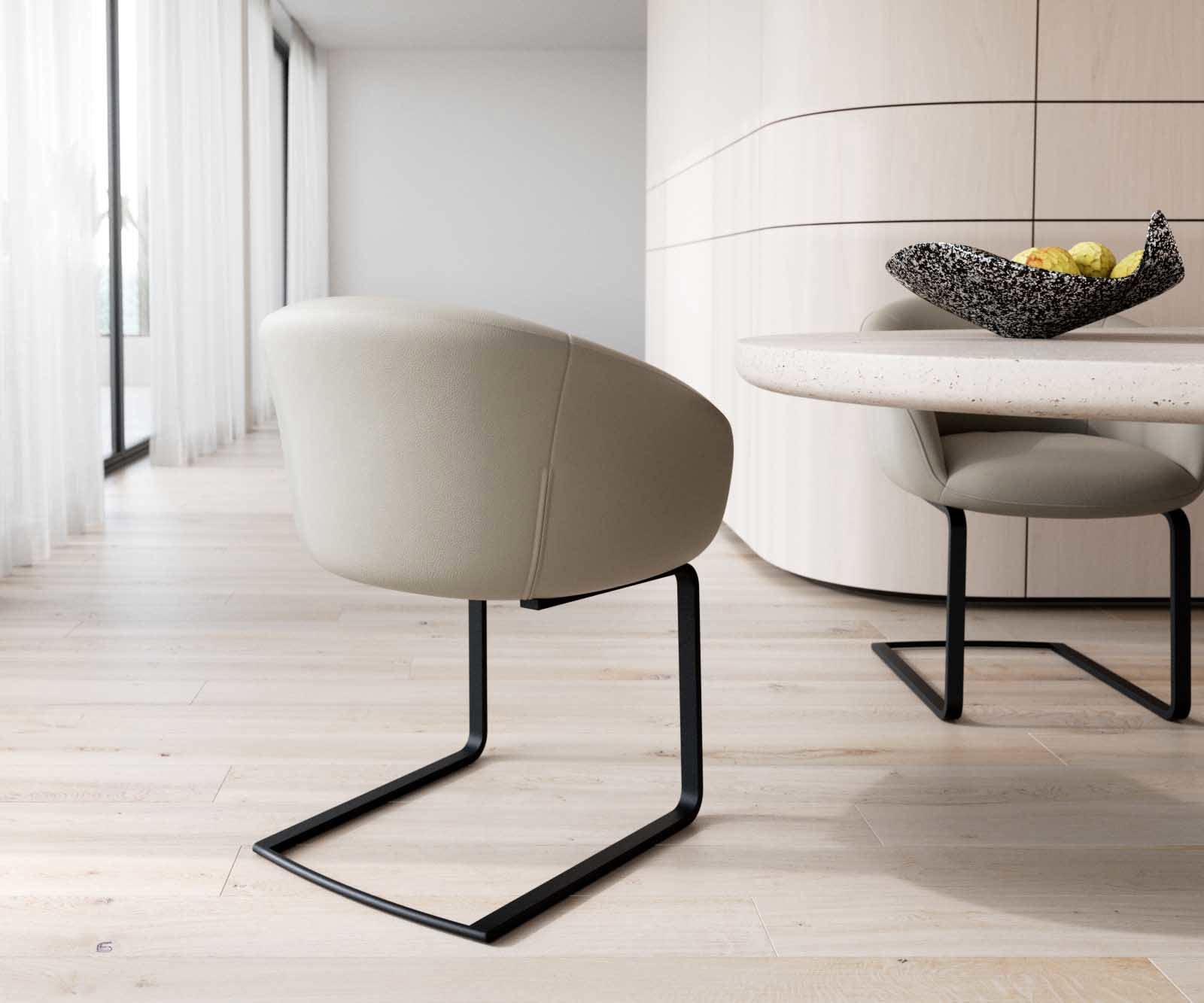 Cantilever Vinka-Flex avec accoudoirs cuir de vache couleur boue pied cantilever plat noir ressorts ensachés 4 Cantilever Vinka-Flex avec accoudoirs cuir de vache couleur boue pied cantilever plat noir ressorts ensachés 4