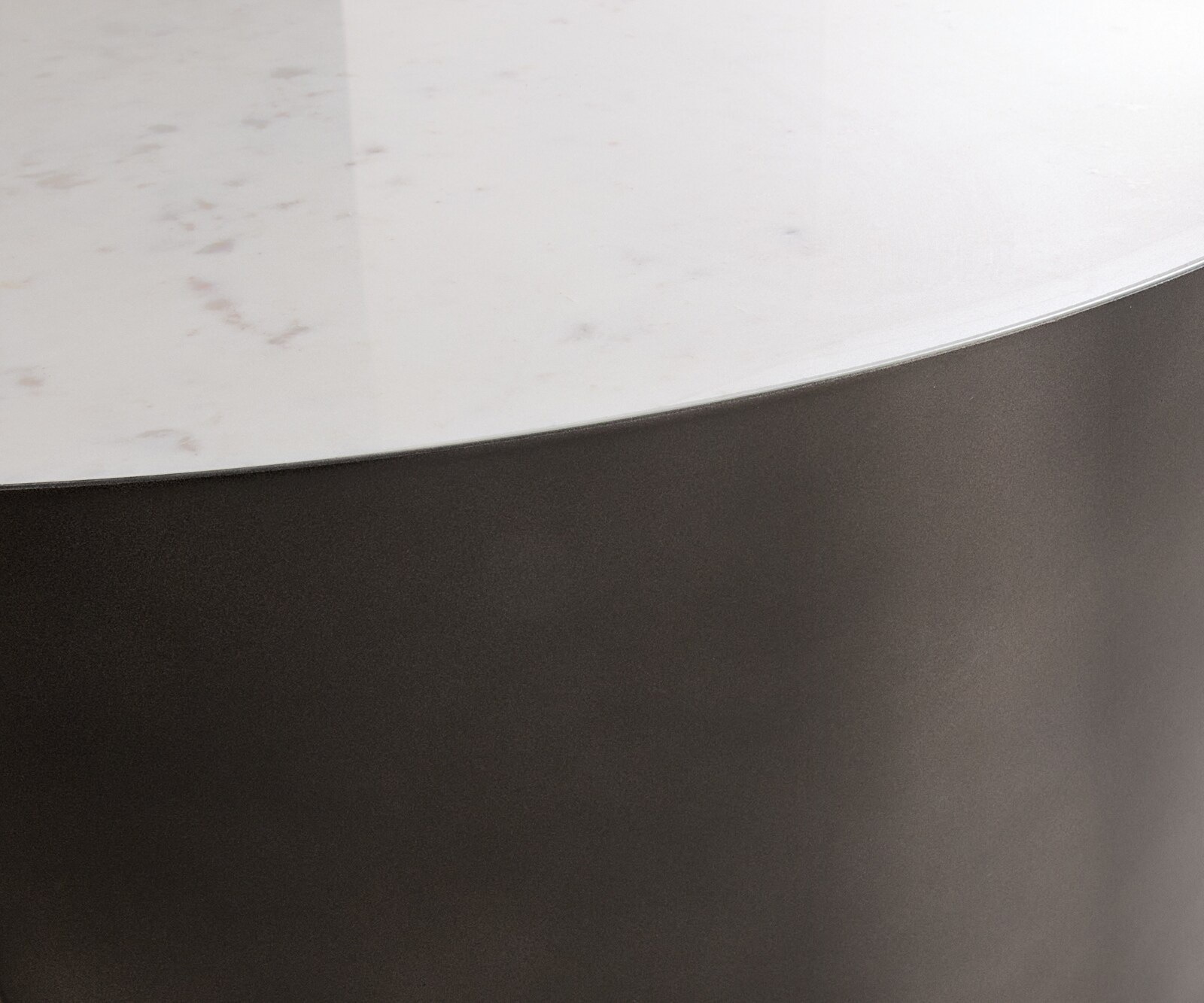 Table-basse Alerio 90x90 cm Marbre blanc Métal noir antique 2