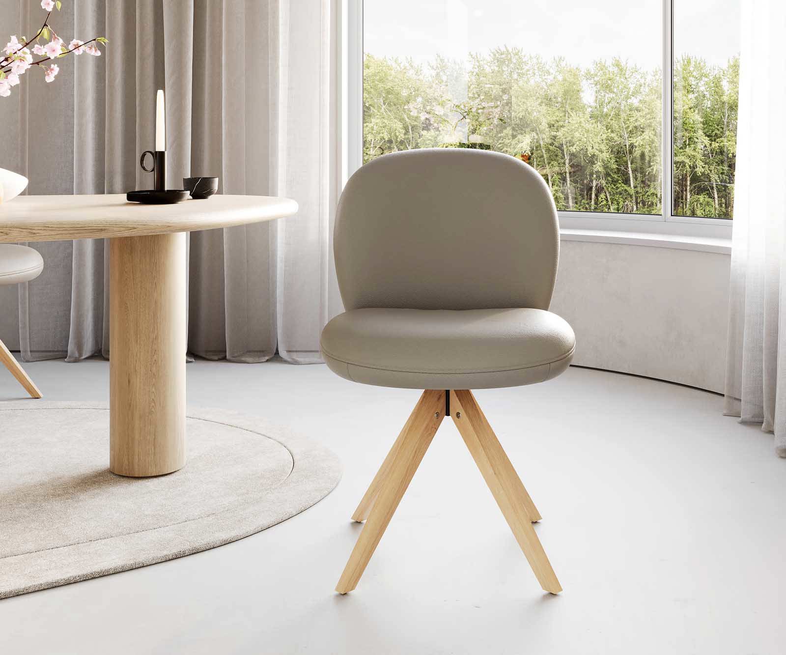Chaise-pivotante Nube-Flex cuir de vache couleur boue pied en bois angulaire naturel pivotement sur 180° ressorts ensachés 2
