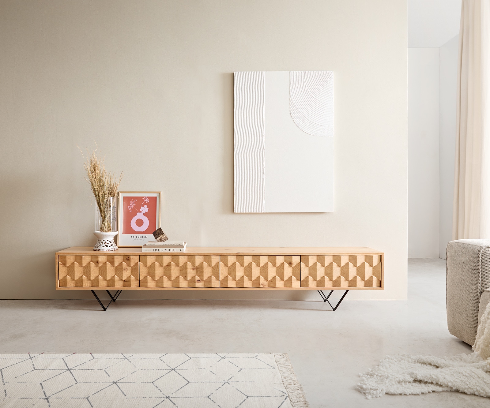 Meuble-TV Fevo 220 cm chêne naturel 4 portes pied en V métal noir 1 Meuble-TV Fevo 220 cm chêne naturel 4 portes pied en V métal noir 1