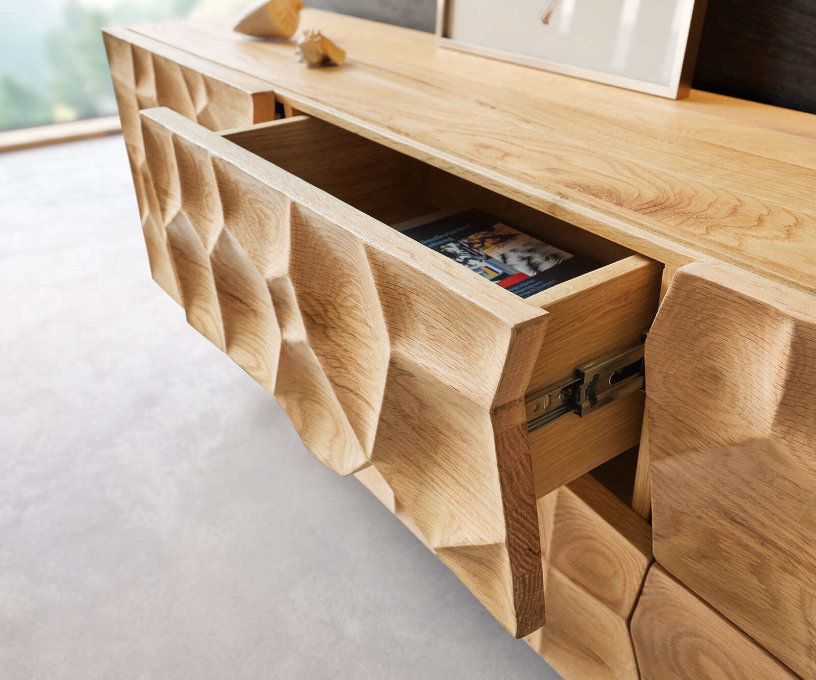 Buffet Solu 220 0cm en chêne naturel 2 portes 4 tiroirs fixation murale Face avant 3D 4