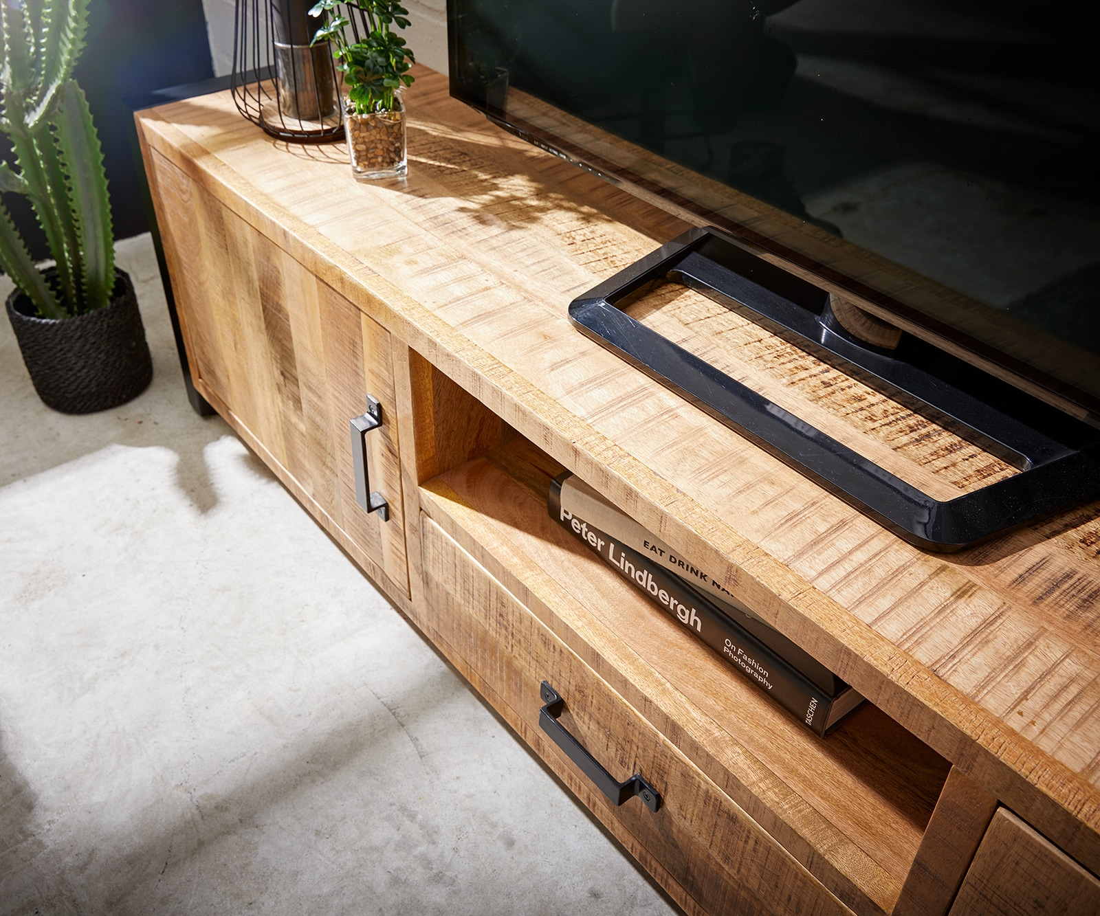 Table TV Crompton Mango Naturel Métal Noir 200 cm 2 portes 1 tiroir 1 compartiment 4 Table TV Crompton Mango Naturel Métal Noir 200 cm 2 portes 1 tiroir 1 compartiment 4