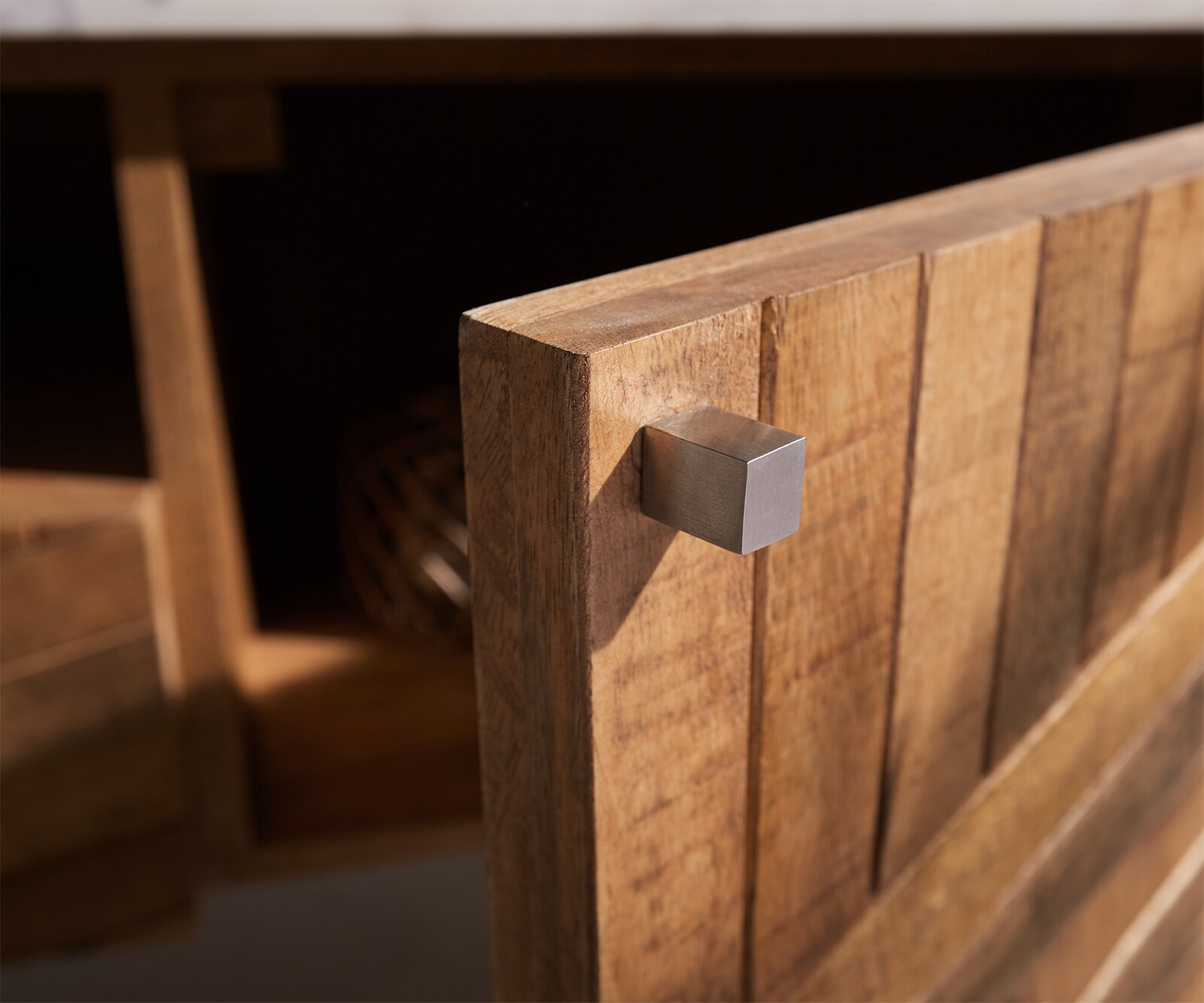 Buffet Bahan 145 cm Mangue Teak 4 portes 1 compartiment Plateau marbre blanc pied d'angle en acier inoxydable 4