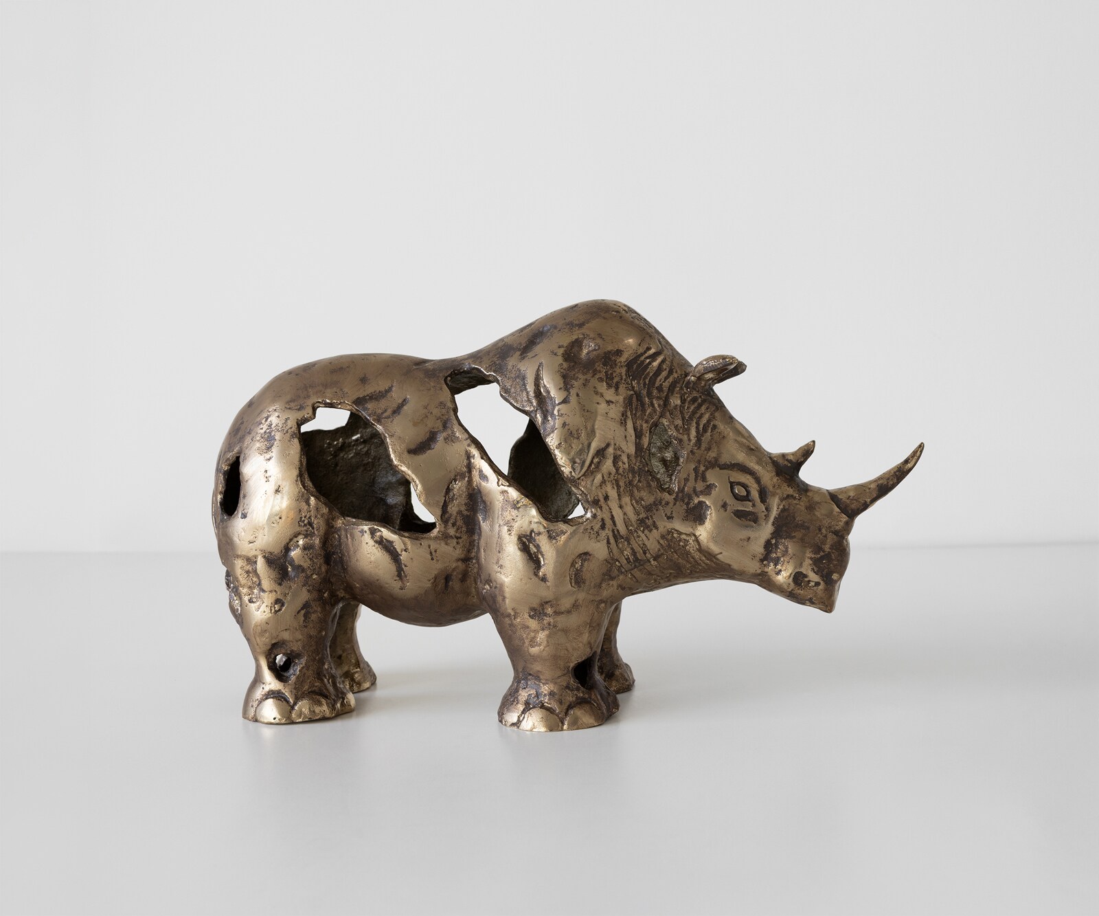Figurine Rinoro l53 x P19 x H30 cm Aluminium Oro Antico Faite main 1