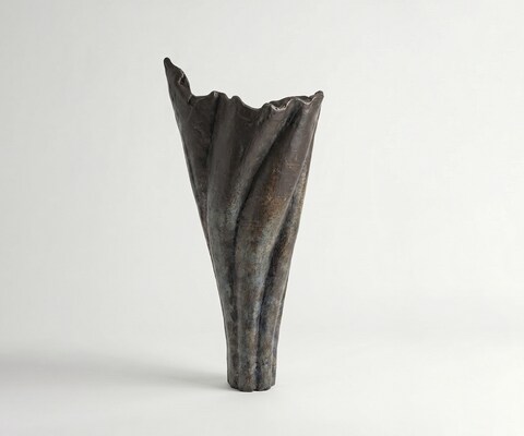 Vase Flamara l33 x P29 x H74 cm Aluminium Umbra Antica Fait main