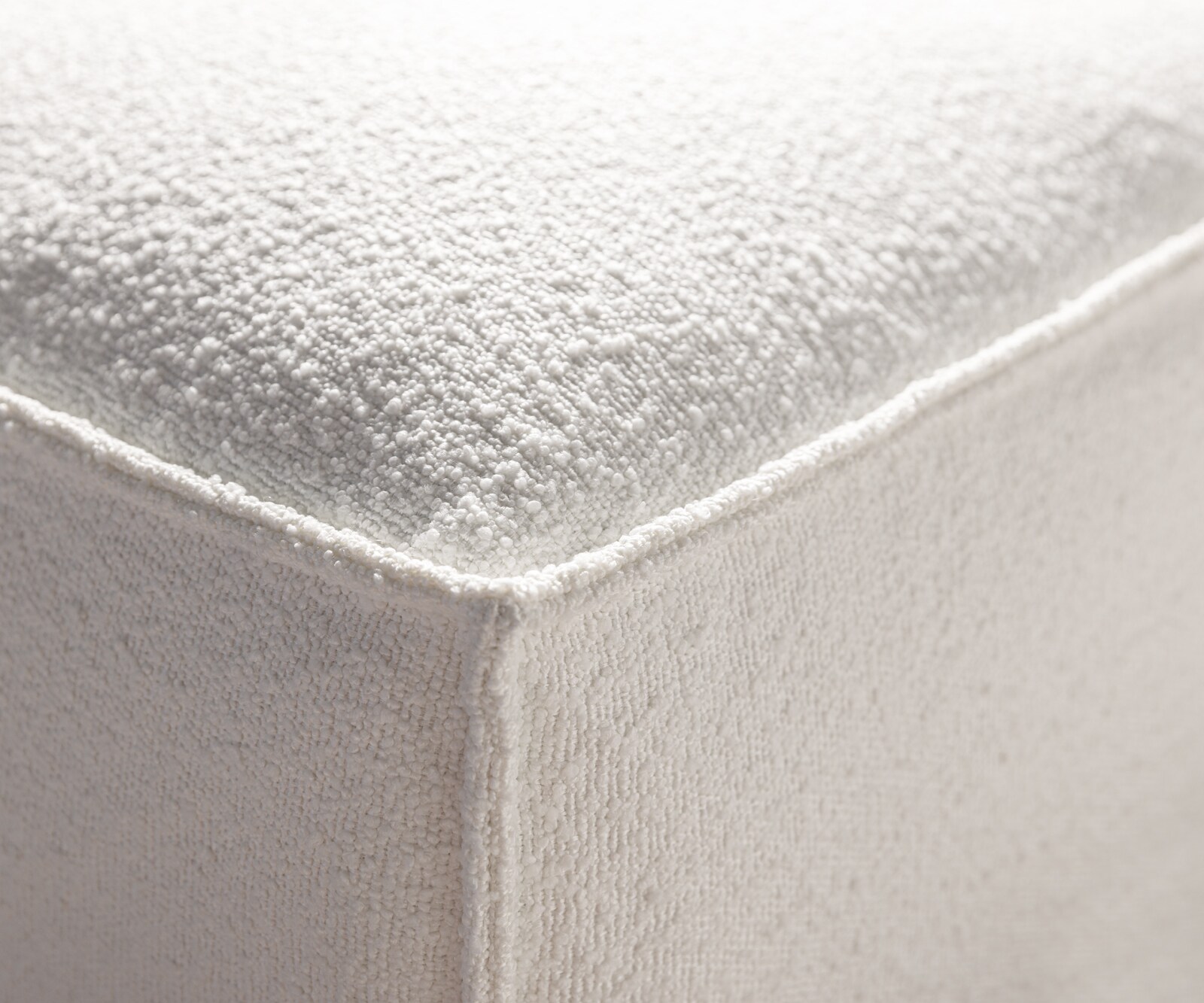 Bigsofa Freestyle 280x110 cm Bouclé Crème-blanc couture passepoilée 4