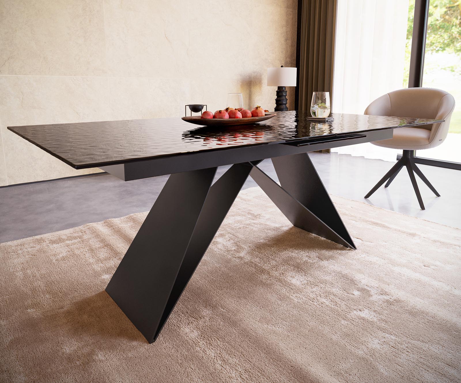 Table à manger Edge 180-220x100 verre fondu noir fumé relief en 3D cadre en V acier plat noir extensible 5
