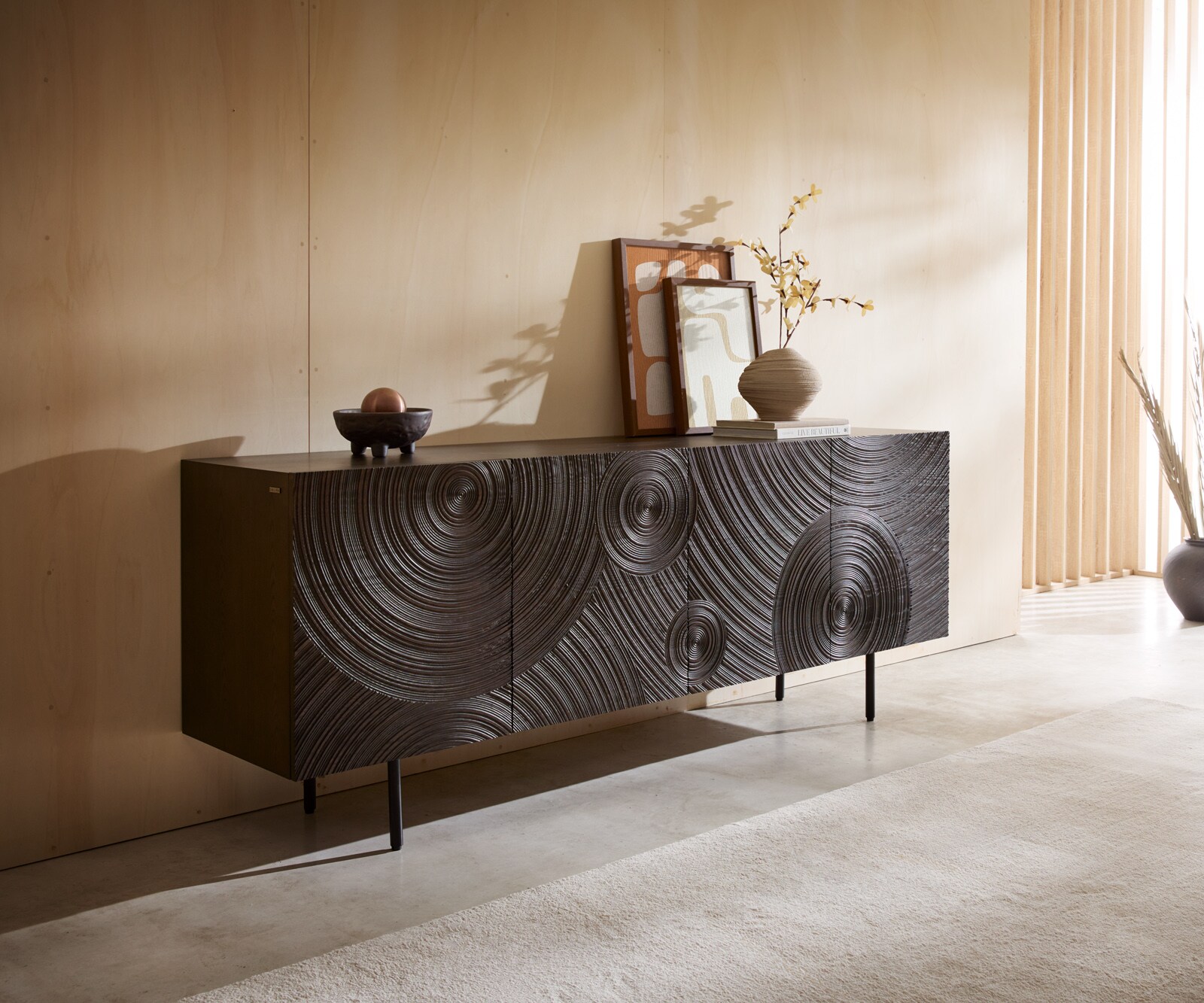 Buffet Ashara 200 cm Frêne brun foncé Effet 3D 4 portes Pieds ronds Métal Noir