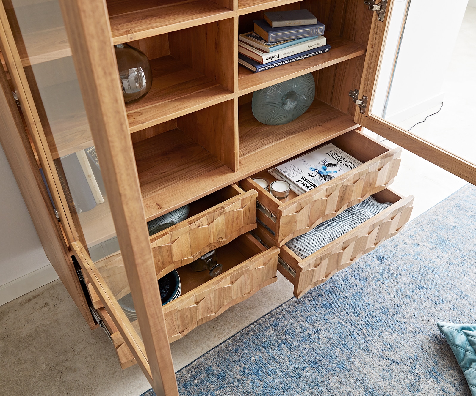 Vitrine Fevo 115x150 cm acacia nature Pied-L 4 Vitrine Fevo 115x150 cm acacia nature Pied-L 4