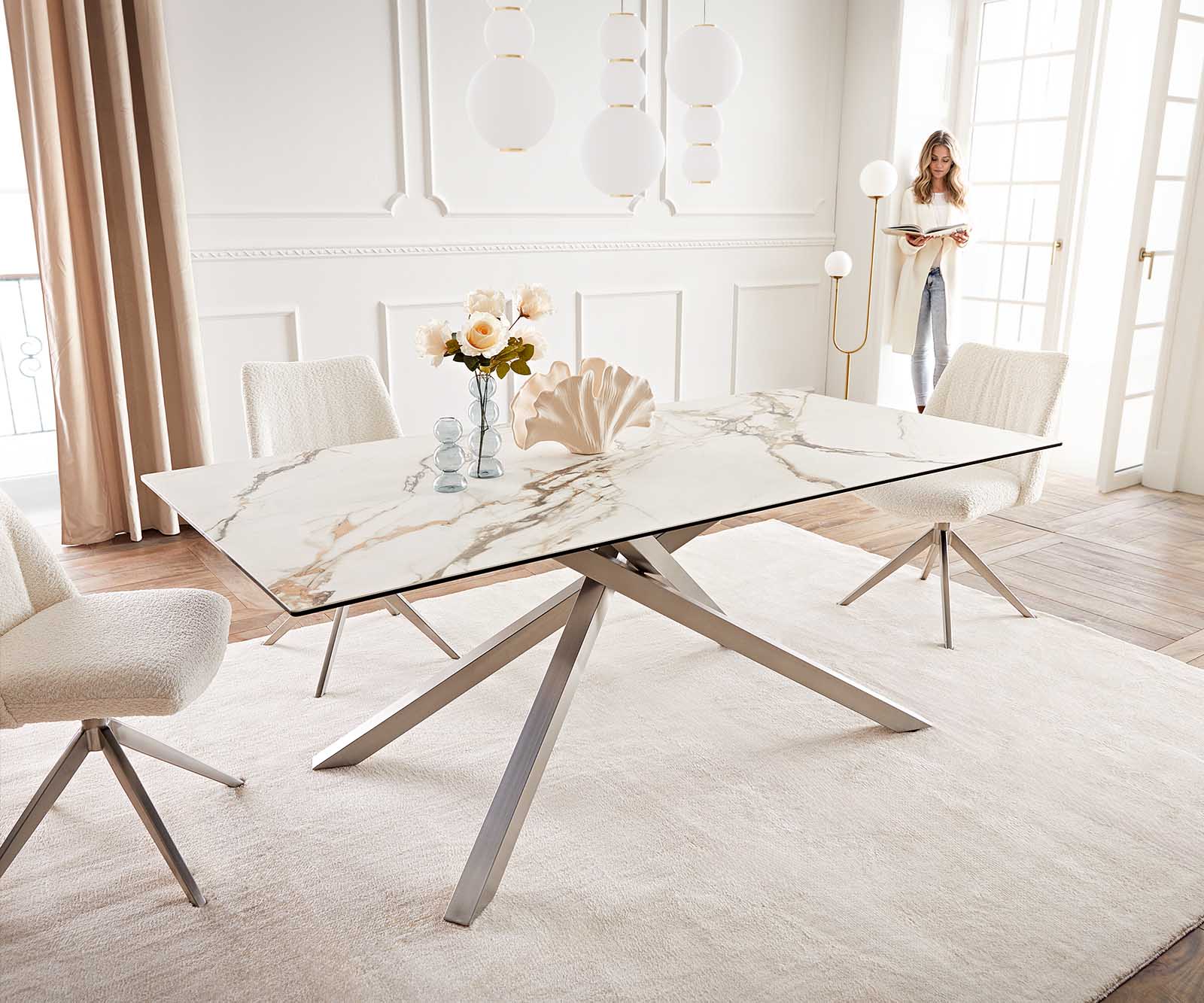 Table à manger Edge 200x100 céramique Calacatta Luxe blanc-doré-gris cadre croisé rectangulaire acier inoxydable 1 Table à manger Edge 200x100 céramique Calacatta Luxe blanc-doré-gris cadre croisé rectangulaire acier inoxydable 1