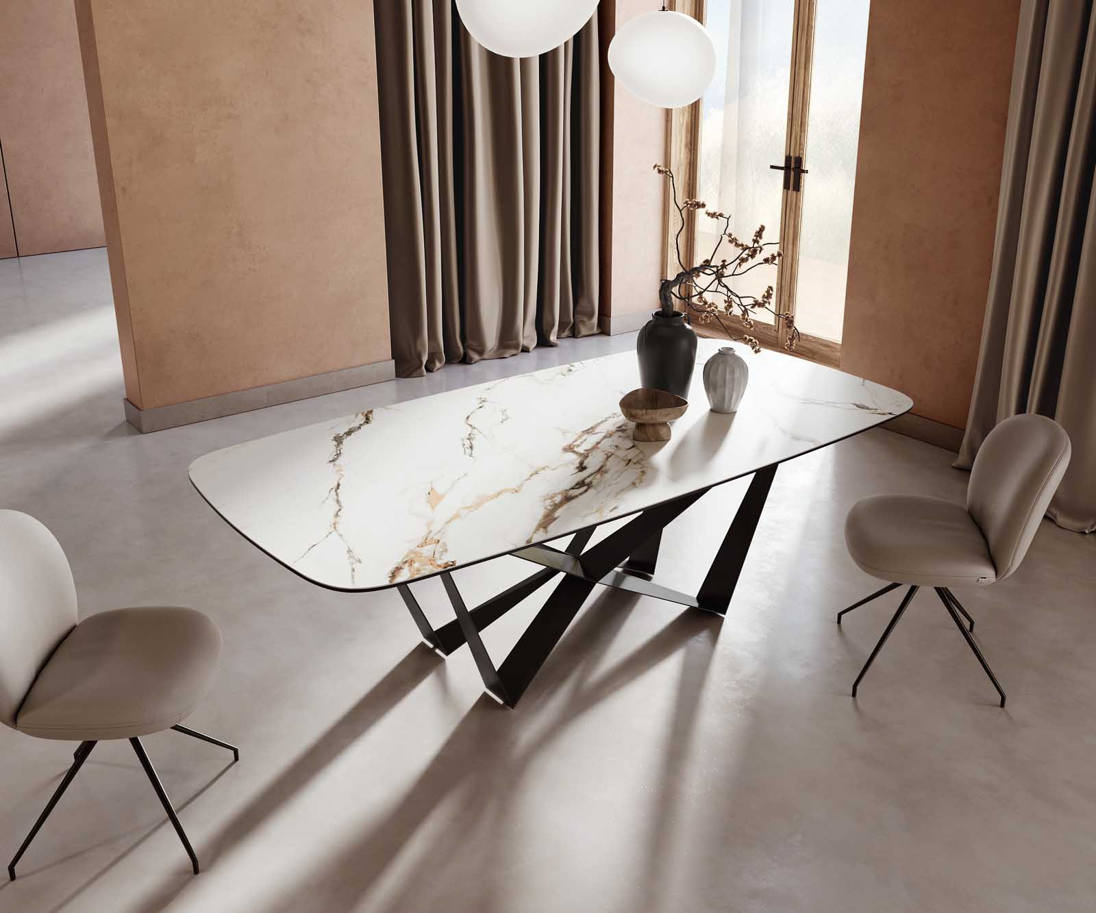 Table à manger Edge en forme de bateau 240x120 céramique Calacatta Luxe blanc-doré-gris Spider acier plat noir 4