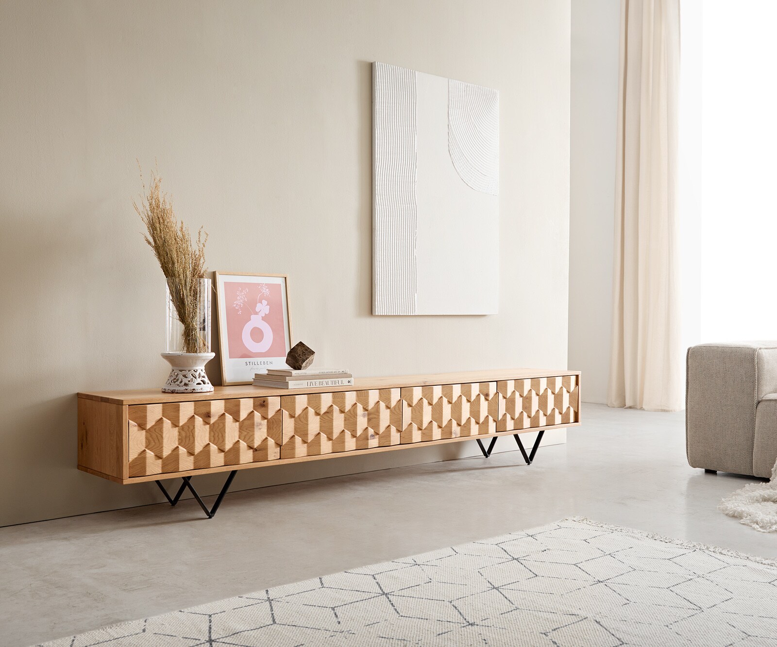 Meuble-TV Fevo 220 cm chêne naturel 4 portes pied en V métal noir