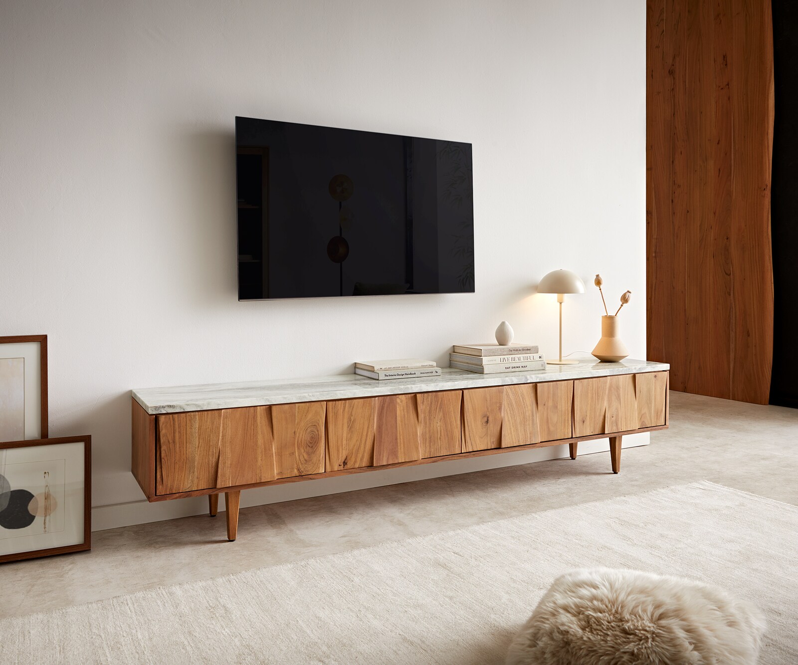 Meuble-TV Shia 200cm acacia naturel marbre gris-blanc 4 portes 1