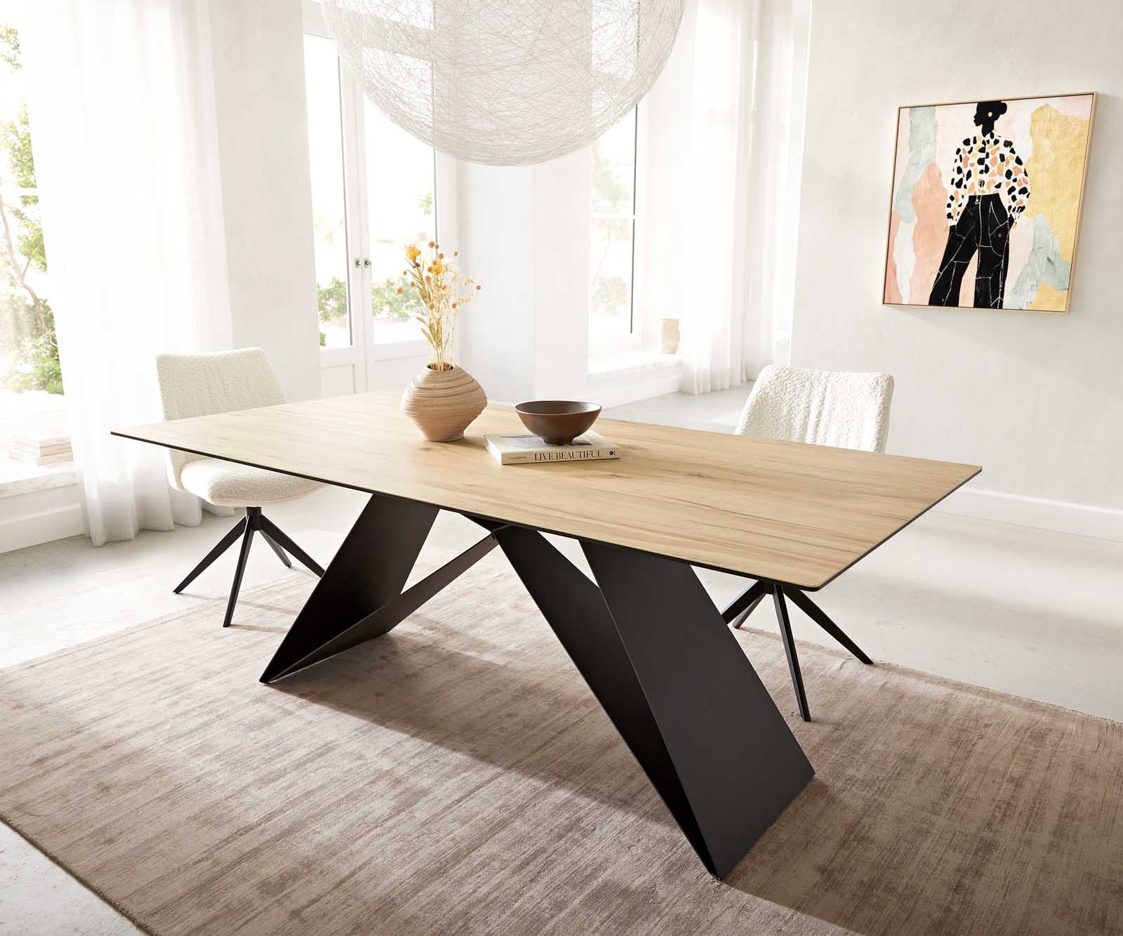 Table à manger Edge 200x100 céramique Laminam® Sabbia couleur chêne cadre en V acier plat noir 2 Table à manger Edge 200x100 céramique Laminam® Sabbia couleur chêne cadre en V acier plat noir 2