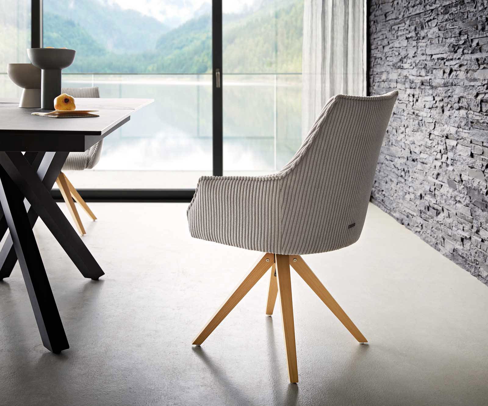 Chaise-pivotante Alja-Flex avec accoudoirs côtelé gris argenté pied en bois angulaire naturel pivotement sur 180° ressorts ensachés 4