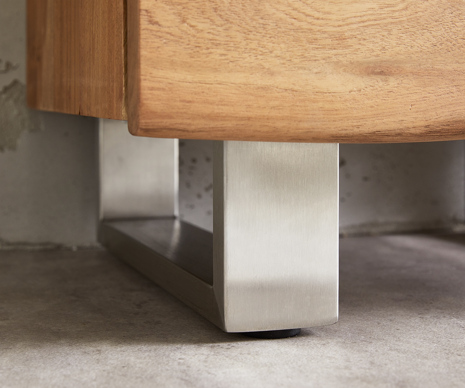 Vitrine Live-Edge 60x190 cm acacia naturel bordure de tronc d'arbre 1 porte 2 tiroirs massif 6 Vitrine Live-Edge 60x190 cm acacia naturel bordure de tronc d'arbre 1 porte 2 tiroirs massif 6