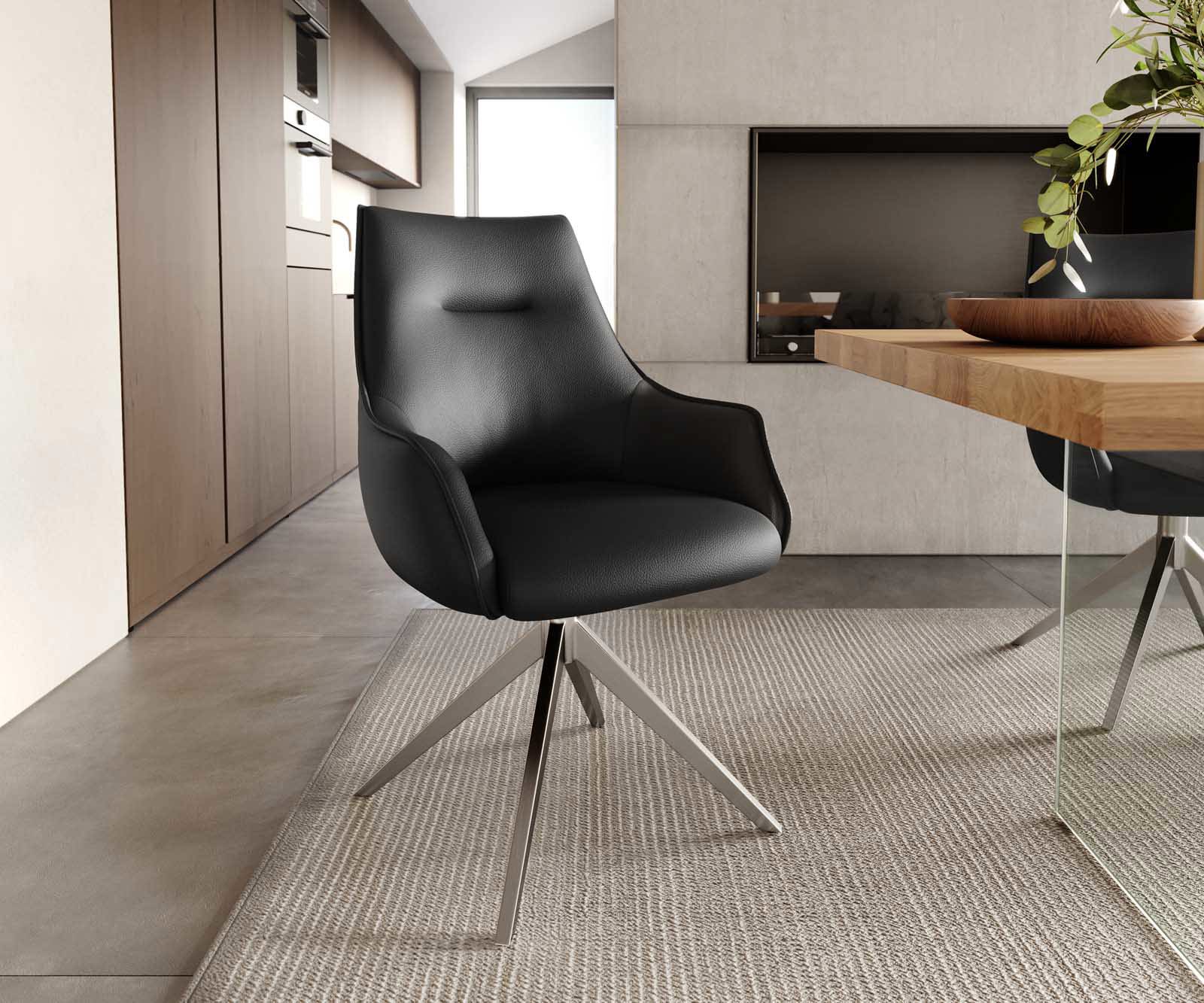 Chaise-pivotante Alja-Flex avec accoudoirs cuir de vache noir pied croisé large acier inoxydable brossé pivotement sur 360° ressorts ensachés