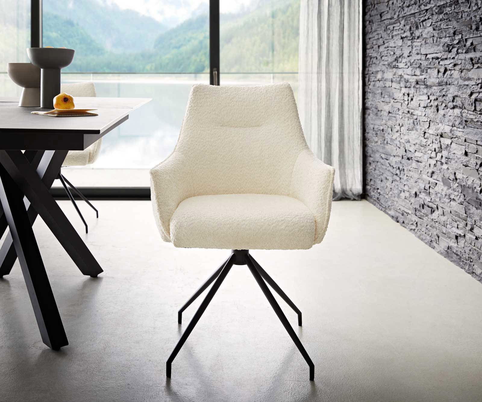 Chaise-pivotante Alja-Flex avec accoudoirs bouclé blanc pied croisé conique noir pivotement sur 180° ressorts ensachés 1 Chaise-pivotante Alja-Flex avec accoudoirs bouclé blanc pied croisé conique noir pivotement sur 180° ressorts ensachés 1